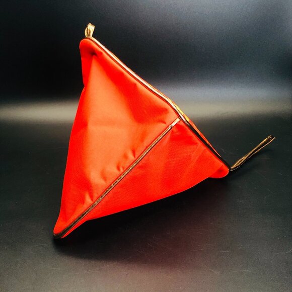 Vintage 70s Orange Flower Power Pyramid Cosmetic Bag, Travel Toiletry Pouch - Picture 4 of 13